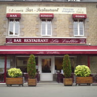 bar_restaurant_la_Vallée_Quintin_devanture_2