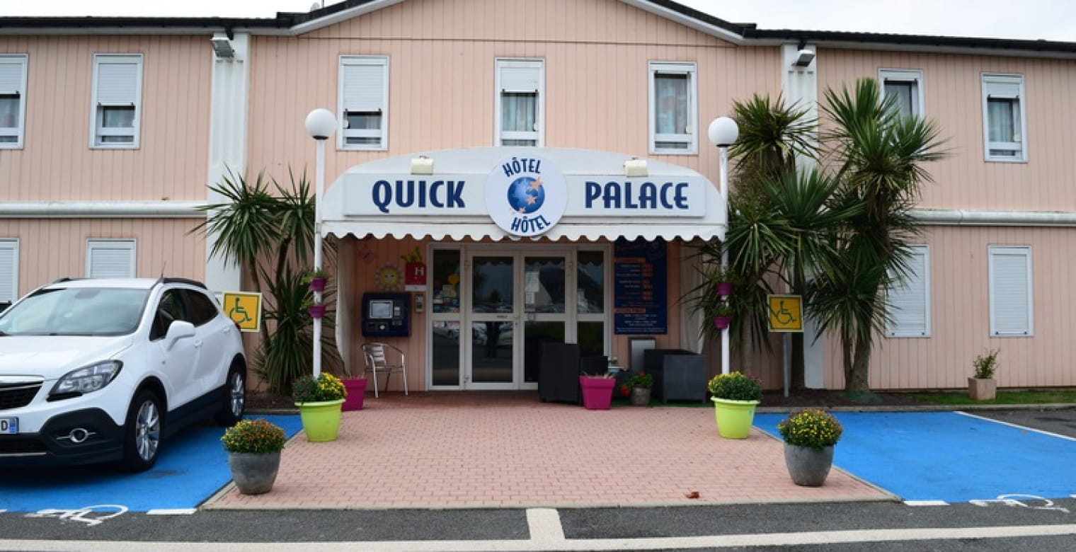 a- hotel quick palace